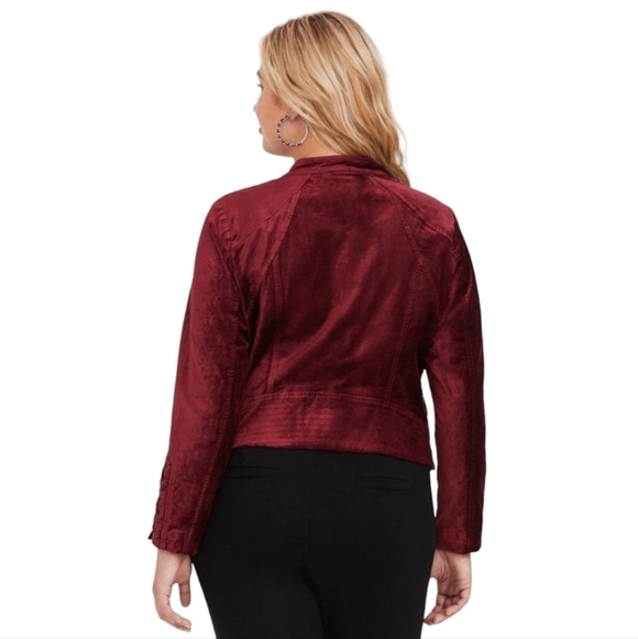 Torrid Ruby Red Velvet Moto Jacket 1X 14/16 - Picture 4 of 16